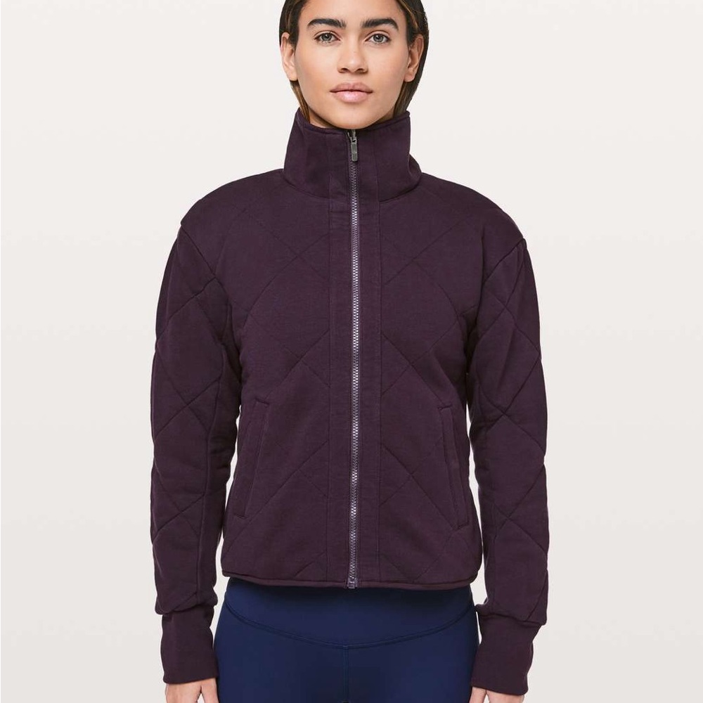 Lululemon REVERSIBLE Forever Warm Jacket in Black Cherry